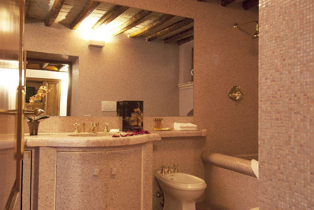 Luxury Navona Affittacamere 2*